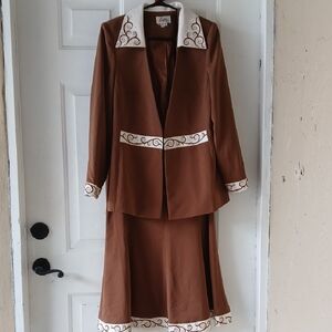 Vintage Brown Skirt Set with White Embroidered Trim